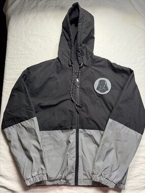 Star Wars Men's Black & Gray Hooded Windbreaker Jacket